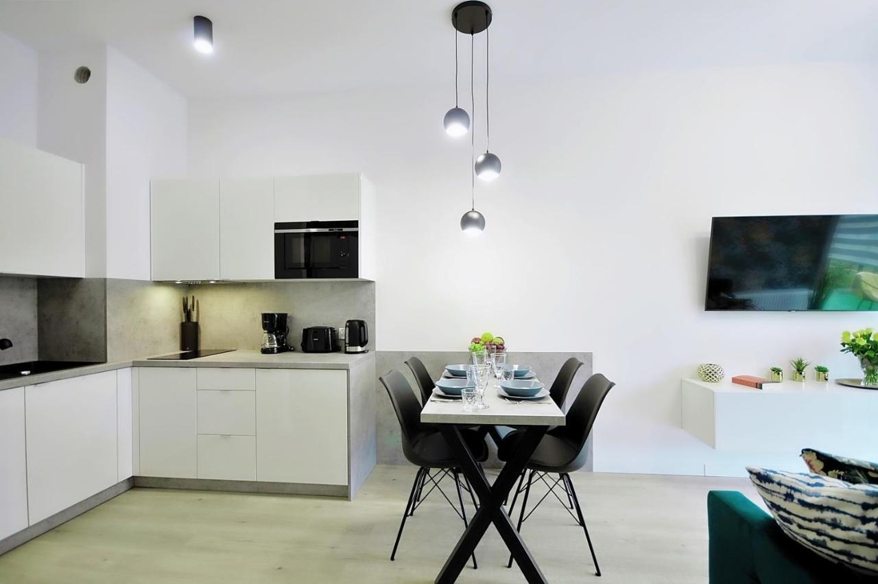 Onholiday Apartamenty Baltycka Kolobrzeg Bagian luar foto