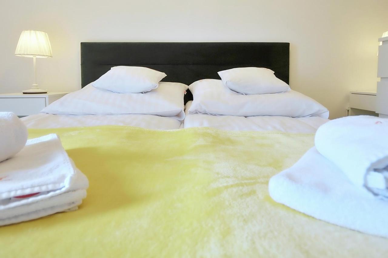 Onholiday Apartamenty Baltycka Kolobrzeg Bagian luar foto