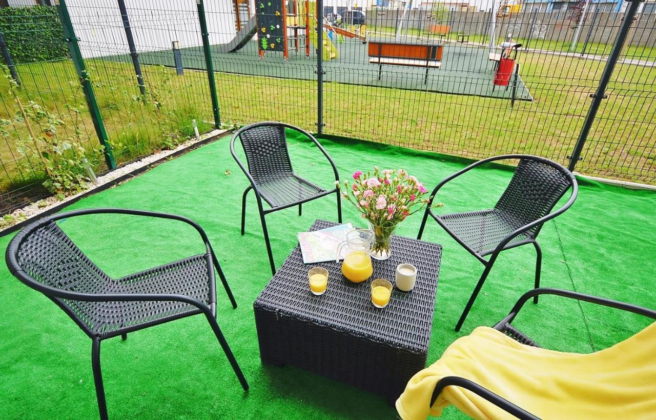 Onholiday Apartamenty Baltycka Kolobrzeg Bagian luar foto