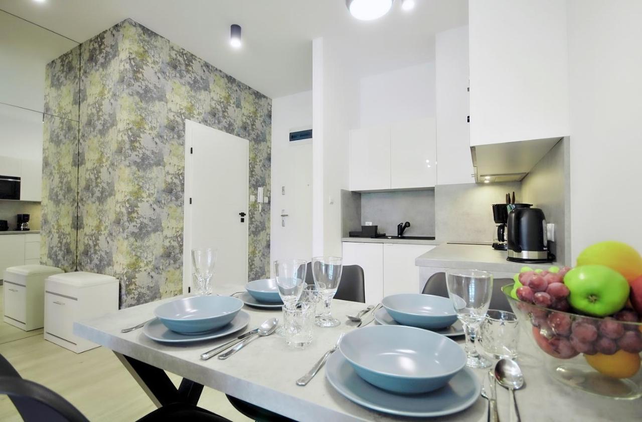 Onholiday Apartamenty Baltycka Kolobrzeg Bagian luar foto