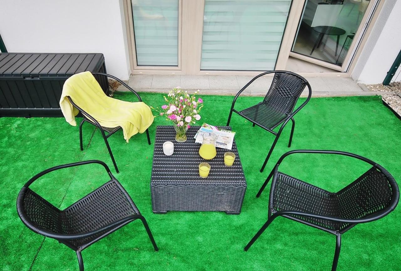 Onholiday Apartamenty Baltycka Kolobrzeg Bagian luar foto